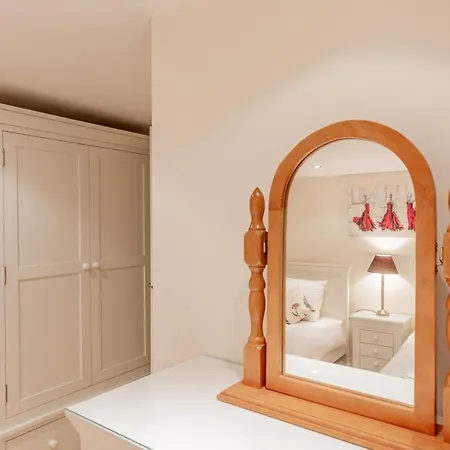 Lägenhet Harlow View Apartment, - 2 Bedroom Duplex Apartment. Sleeps 6. Dog Friendly.